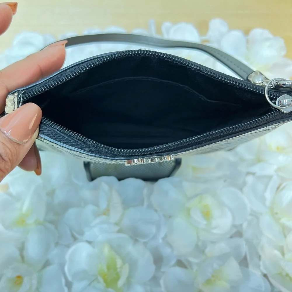 Coach Madison Python-Embossed Leather Wristlet. Madison and Kristin collection - Picture 6 of 6